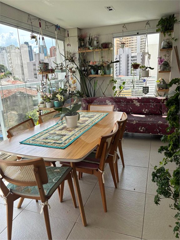 Apartamento à venda com 3 suítes em Aclimação, São Paulo, SP