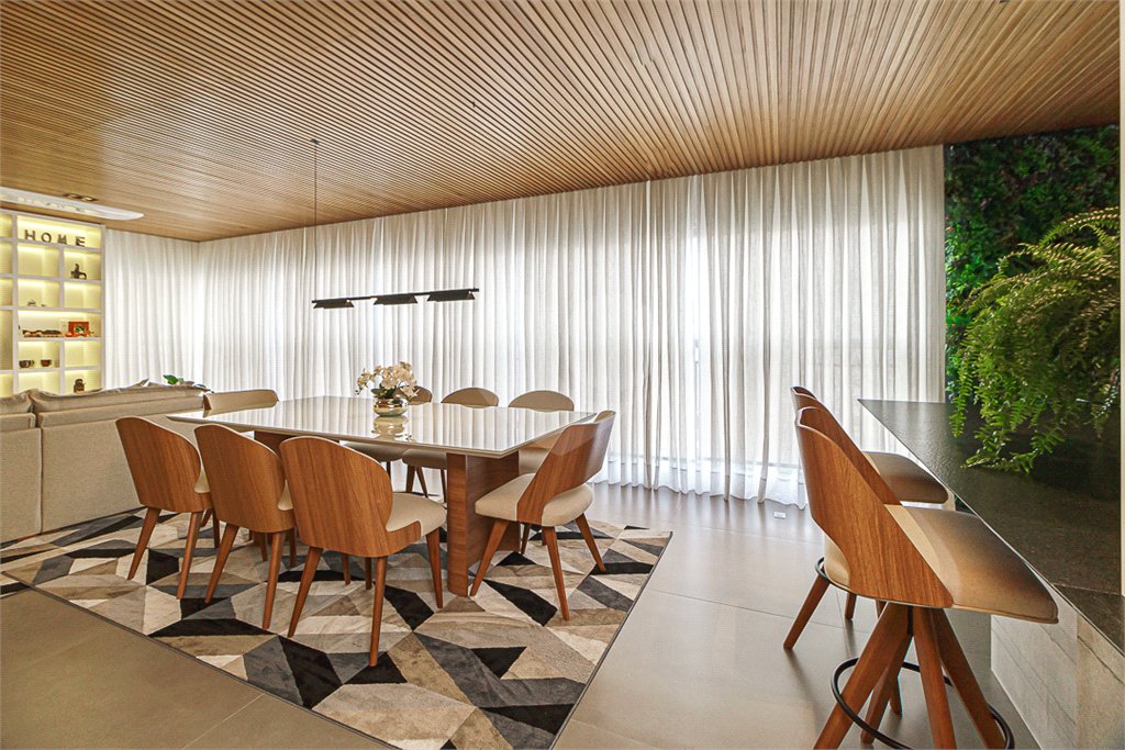 Apartamento à venda com 3 suítes em Brooklin, São Paulo, SP