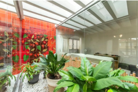 Casa à venda com 5 quartos, sendo 3 suítes, em Vila Santo Estéfano, São Paulo, SP