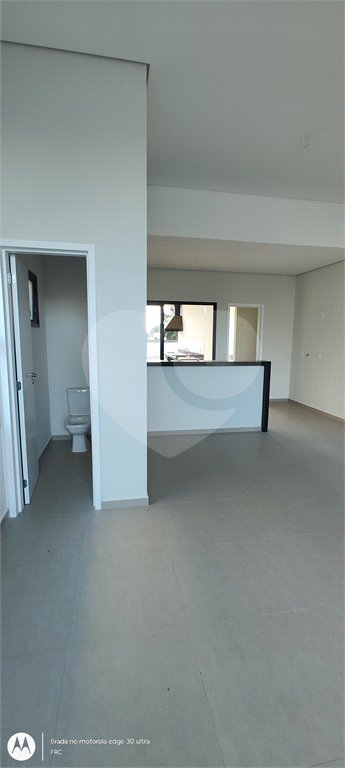 Casa à venda com 3 suítes no condomínio Reserva Ybyra, Atibaia - SP