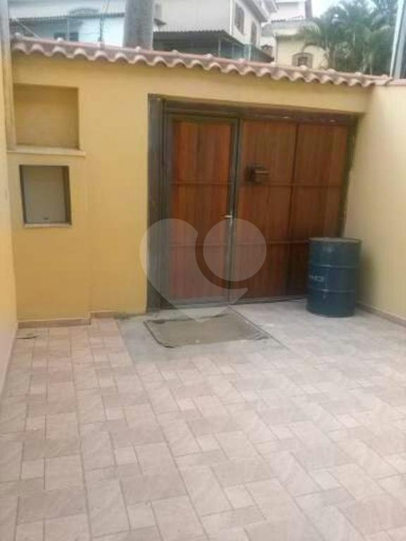 Sobrado à venda com 3 quartos, sendo 2 suítes, em Jardim Monte Kemel, São Paulo, SP