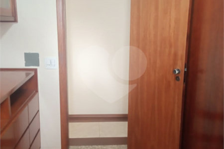 Apartamento à venda com 5 quartos, sendo 4 suítes,  em Tatuapé, São Paulo, SP