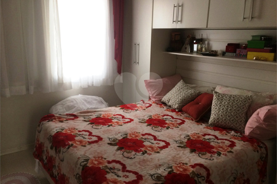 Casa à venda com 3 quartos, sendo 1 suíte, no condomínio Villagio de Lucca II, São Paulo - SP