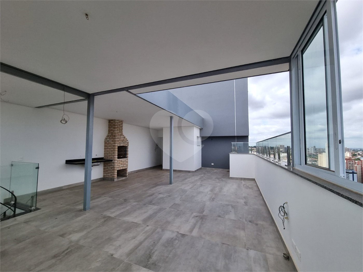 Duplex à venda com 2 quartos, sendo 1 suíte, no Centro, Sorocaba, SP