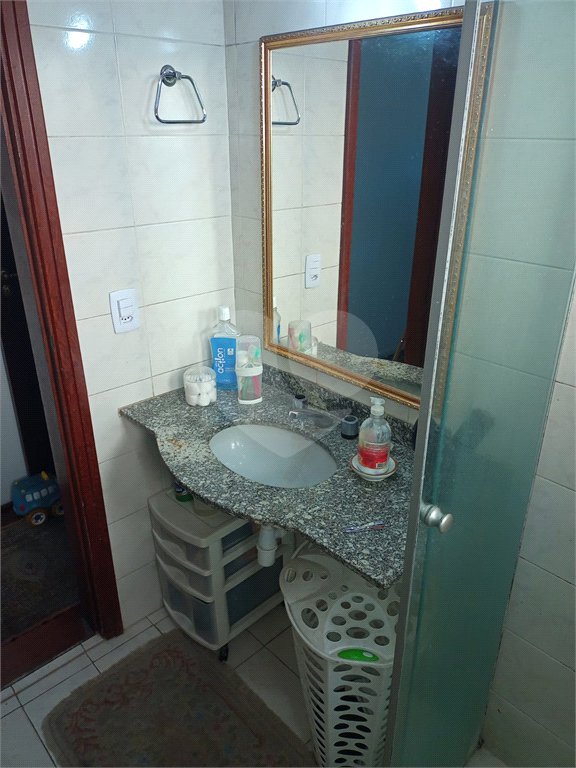 Sobrado à venda com 3 quartos em Jardim Colombo, São Paulo, SP