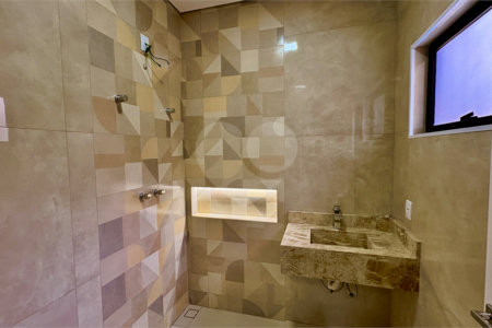 Casa à venda com 3 quartos, sendo 1 suíte, no condomínio Residencial Villagio Wanel, Sorocaba - SP