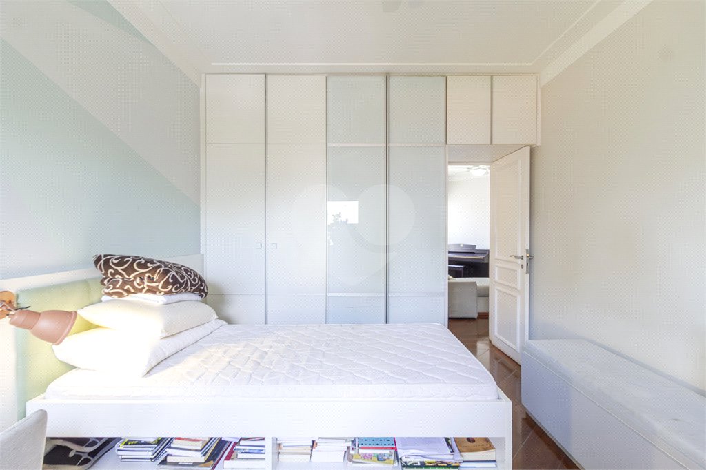 Apartamento à venda com 4 quartos, sendo 2 suítes, em Indianópolis, São Paulo, SP