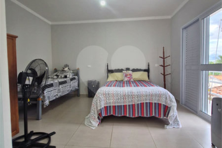 Casa à venda com 3 quartos, sendo 2 suítes, em Bela Vista, Salto, SP