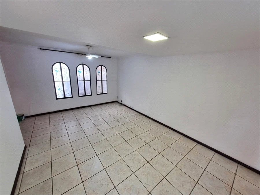 Sobrado à venda com 3 quartos, sendo 1 suíte,  em Jardim Ester Yolanda, São Paulo, SP
