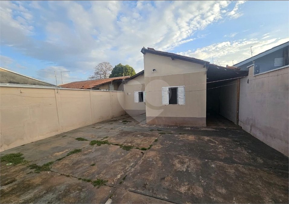 Casa à venda com 2 quartos em Parque Igaçaba, Araraquara, SP