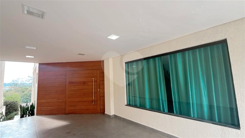 Sobrado à venda com 3 quartos, sendo 1 suíte, em Cidade Parquelandia, Mogi das Cruzes, SP