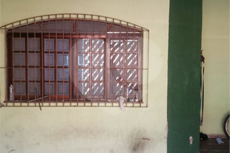 Casa à venda com 3 quartos, sendo 1 suíte, em Jardim dos Ipês, Suzano, SP