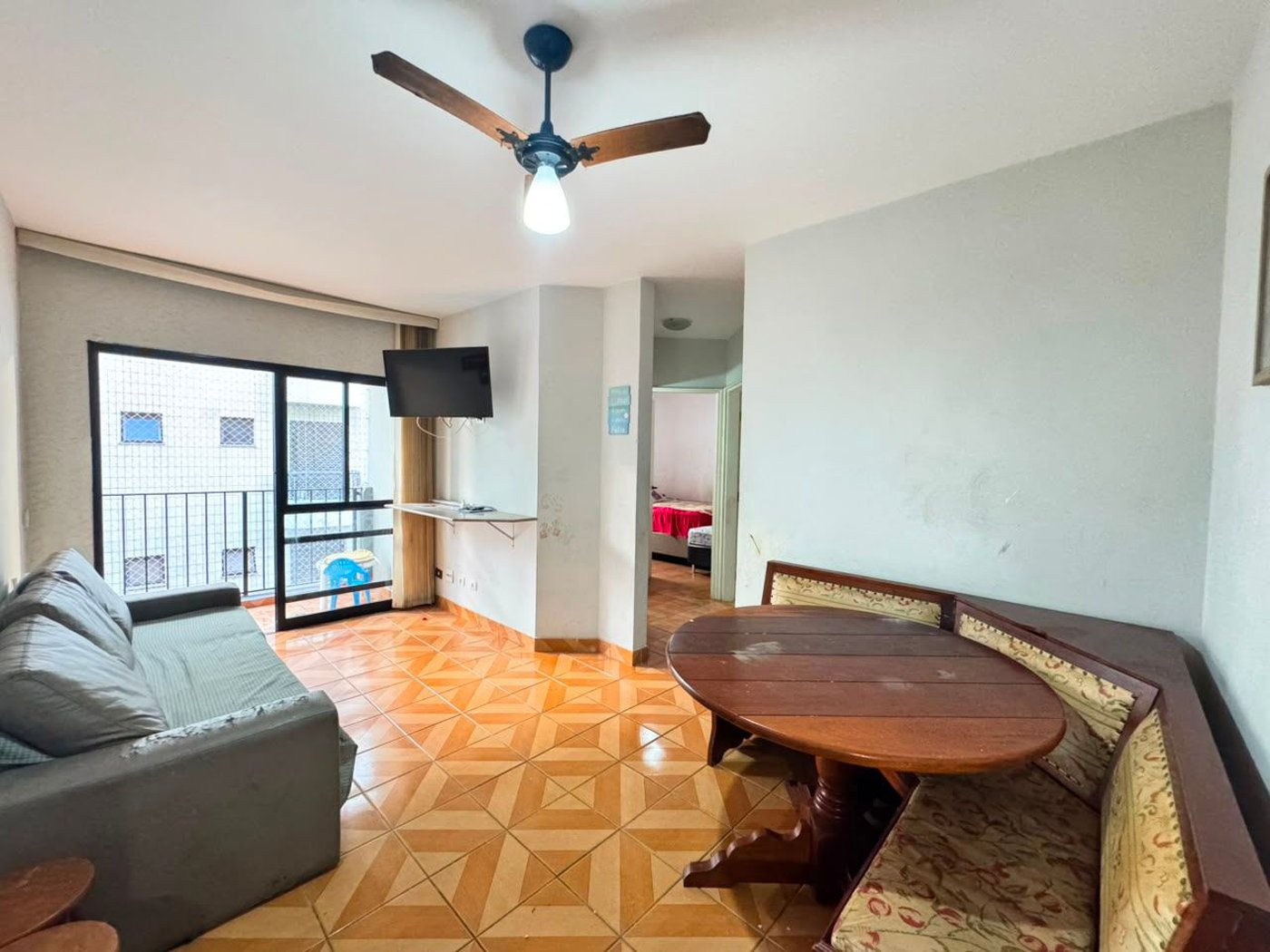 Apartamento com 3 dormitórios à venda, 73 m² por R$ 350.000,00 - Balneário Cidade Atlântica - Guarujá/SP