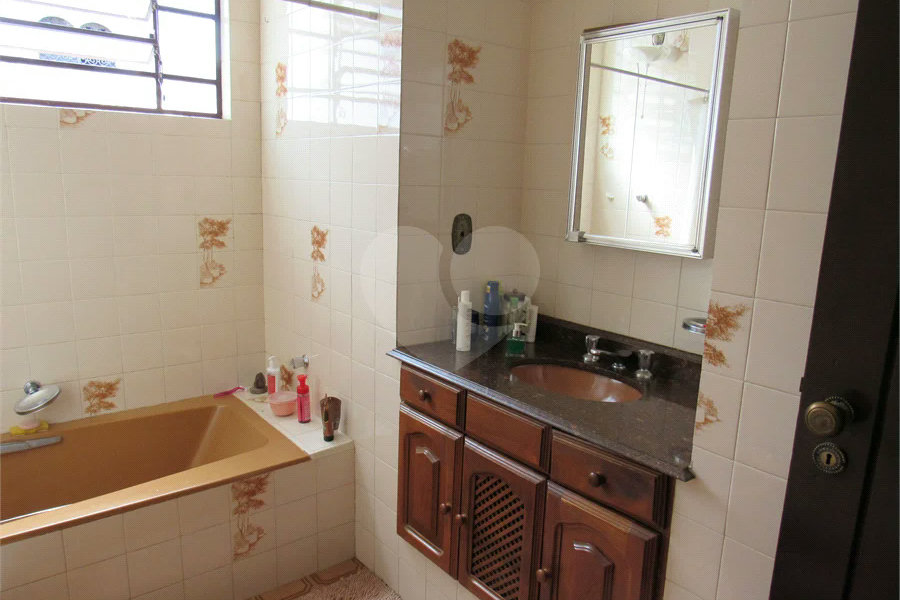 Casa à venda com 3 quartos, sendo 1 suíte,  no condomínio Casa, São Paulo - SP