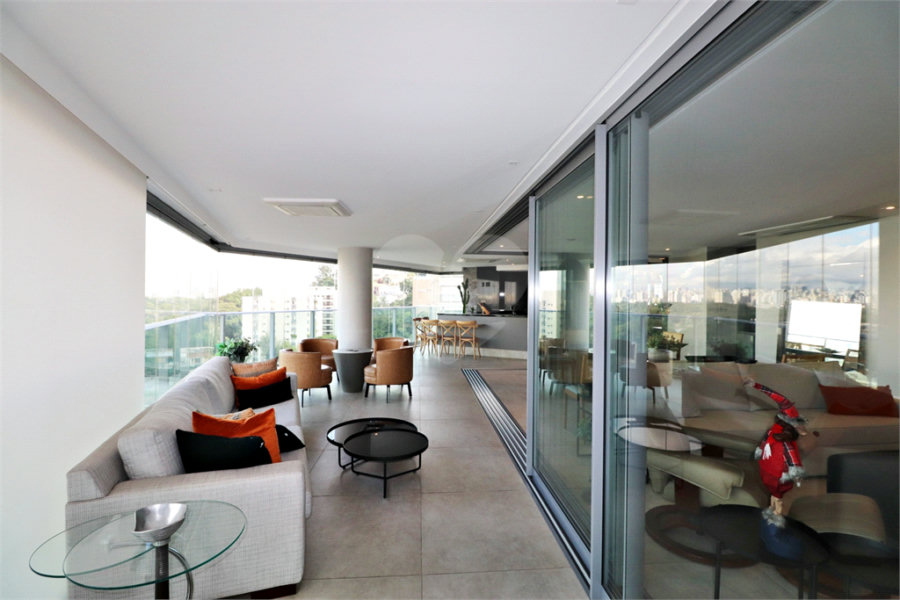 Apartamento à venda com 4 suítes em Santana, São Paulo, SP