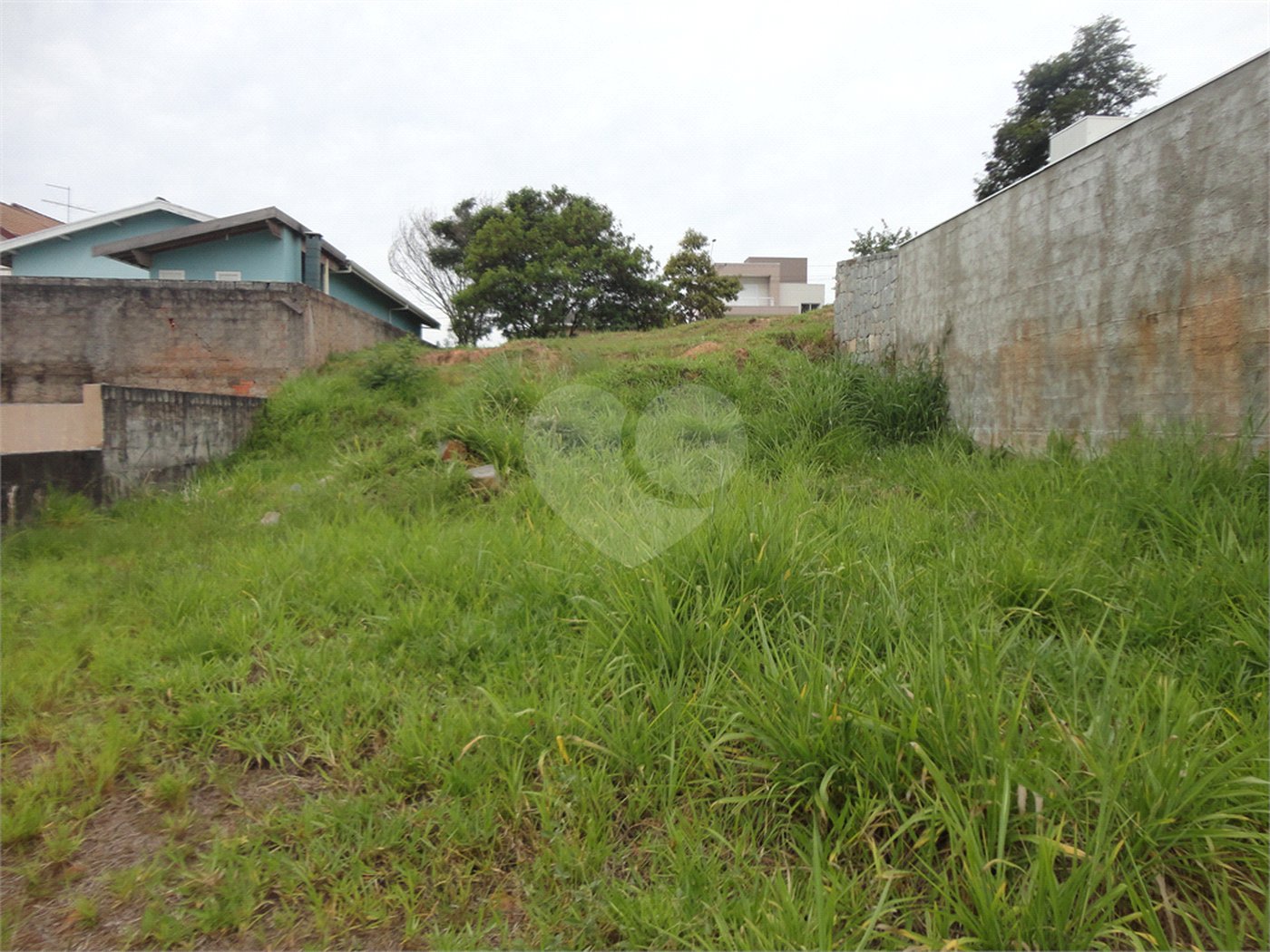 Terreno à venda no condomínio Terras de São Francisco, Vinhedo - SP