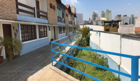 Casa à venda com 3 quartos, sendo 1 suíte,  no condomínio Residencial Gabriela, São Paulo - SP