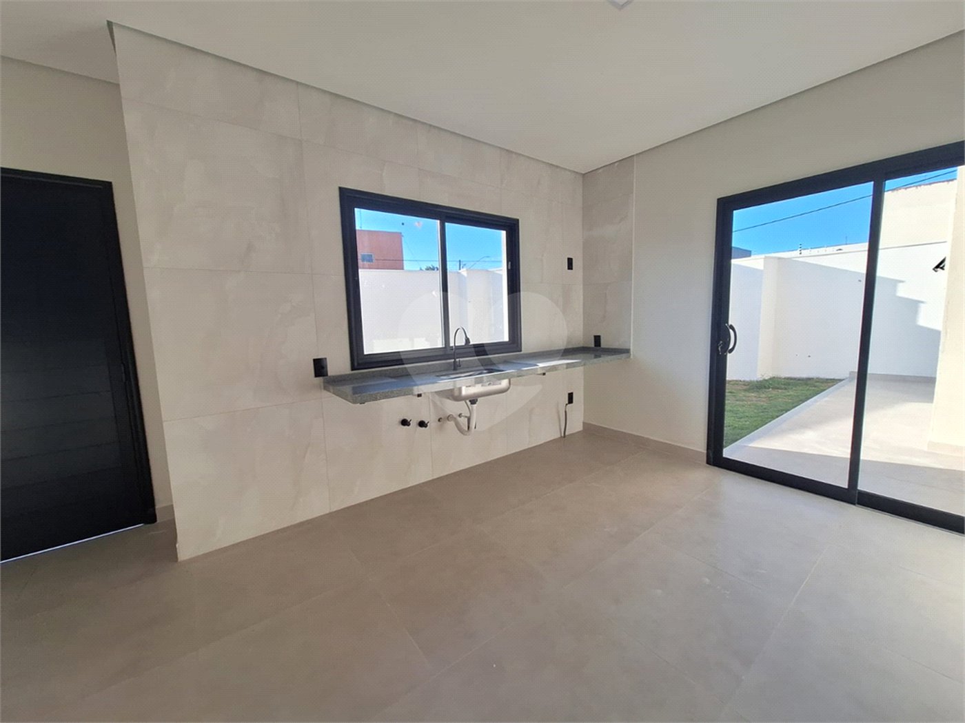 Casa Térrea à venda com 3 quartos, sendo 1 suíte, em Jardim Regina, Indaiatuba, SP