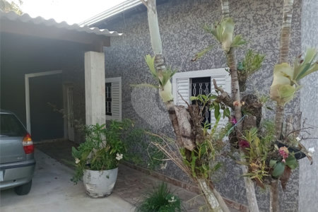 Chácara à venda com 5 quartos, sendo 1 suíte, em Jardim Marabá, Itapetininga, SP