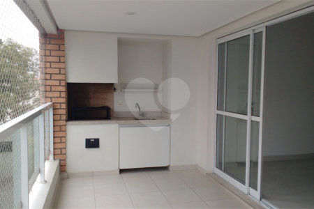 Apartamento à venda com 3 quartos, sendo 1 suíte, em Vila Suzana, São Paulo, SP