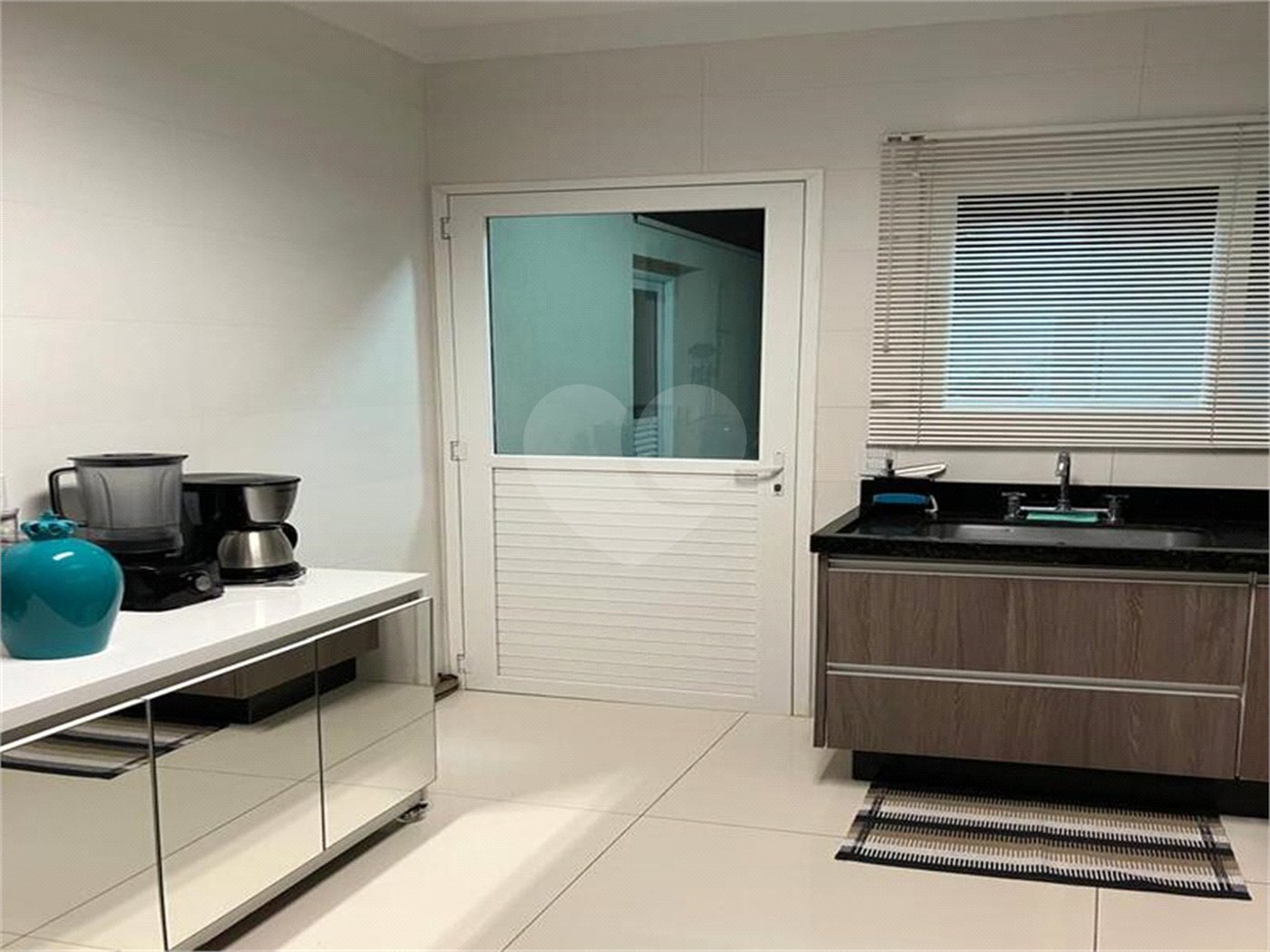 Casa à venda com 3 suítes no condomínio Maison Blanche, Indaiatuba - SP