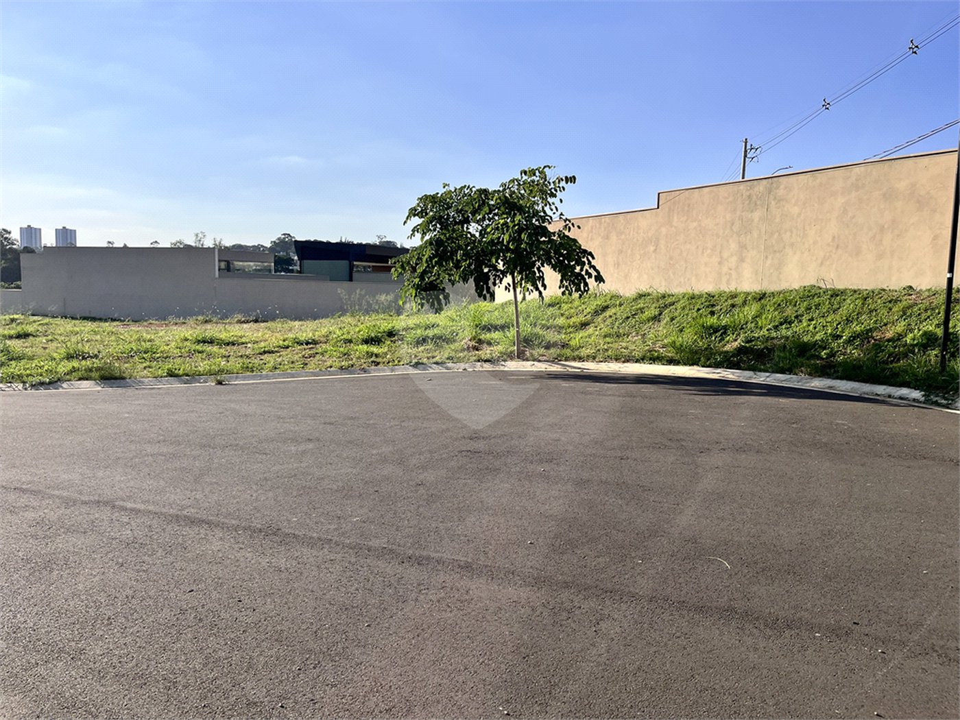 Terreno à venda no condomínio Jardim Residencial Reserva da Mata, Indaiatuba - SP