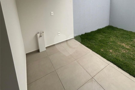 Casa à venda ou para alugar com 3 quartos, sendo 1 suíte,  no condomínio Residencial Villa Flora, Votorantim - SP