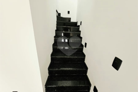 Sobrado à venda com 3 quartos, sendo 2 suítes,  em Vila Dom Pedro II, São Paulo, SP