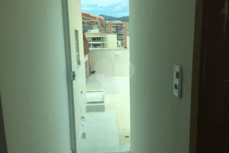 Cobertura à venda com 3 quartos, sendo 2 suítes,  em Vila Isabel, Rio de Janeiro, RJ