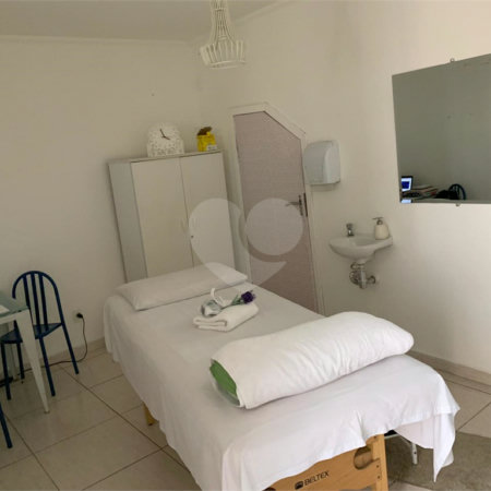 Prédio à venda em Tremembé, São Paulo, SP