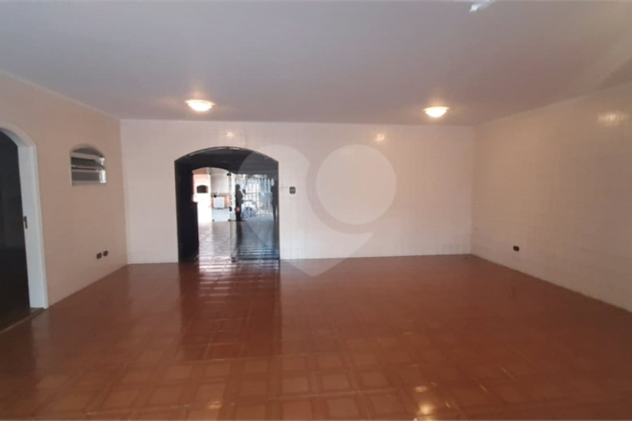 Sobrado à venda com 4 quartos, sendo 2 suítes, em Jardim França, São Paulo, SP