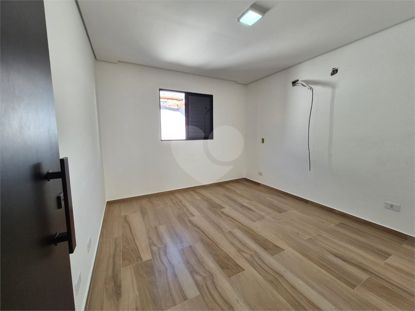 Sobrado à venda com 3 quartos, sendo 1 suíte, em Cidade dos Bandeirantes, São Paulo, SP