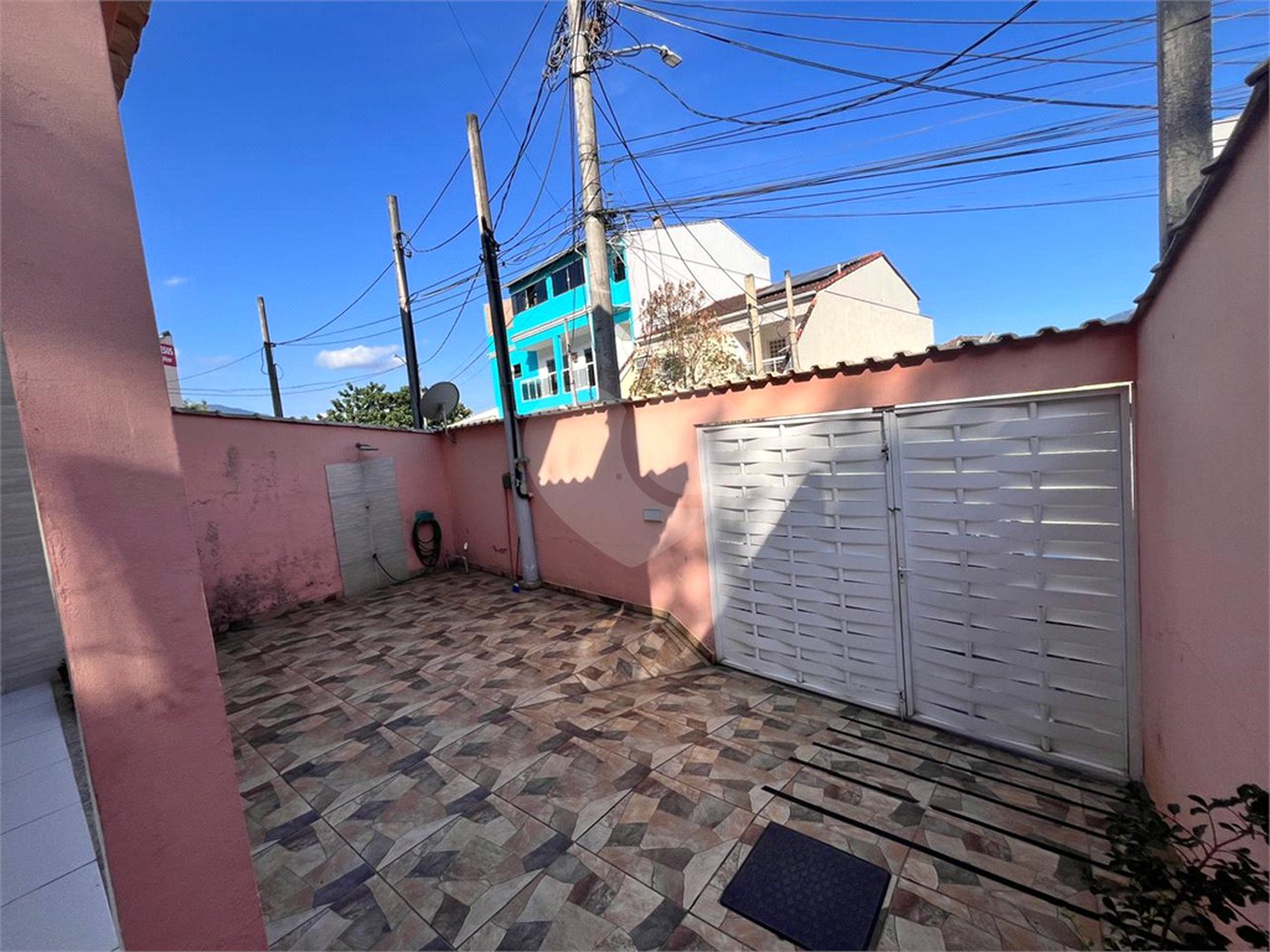 Casa à venda com 4 quartos, sendo 1 suíte, em Campo Grande, Rio de Janeiro, RJ