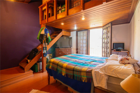 Casa à venda com 4 quartos, sendo 2 suítes, em Chácara Flora, São Paulo, SP