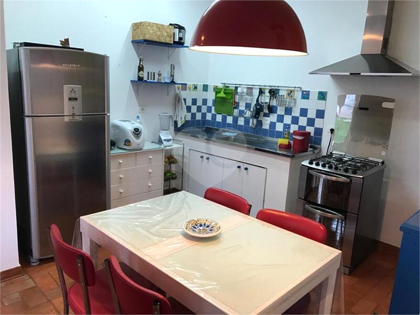 Casa de Vila à venda com 3 quartos, sendo 1 suíte,  em Cidade São Francisco, São Paulo, SP