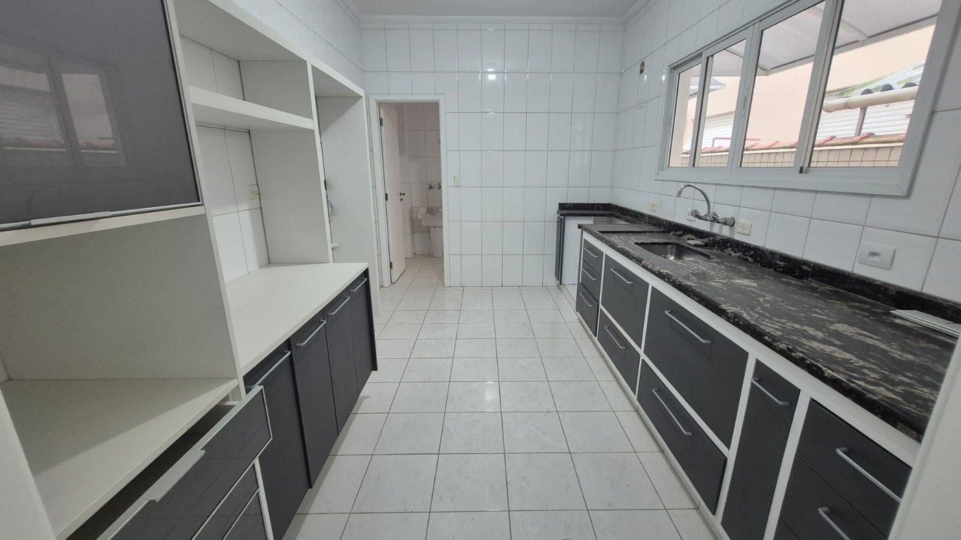 Casa com 4 dormitórios à venda, 262 m² por R$ 2.500.000,00 - Ponta da Praia - Santos/SP