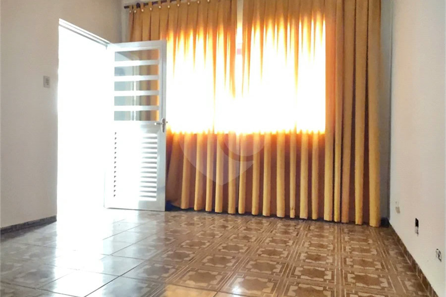 Casa Térrea à venda com 2 quartos em Parque Vitória, São Paulo, SP