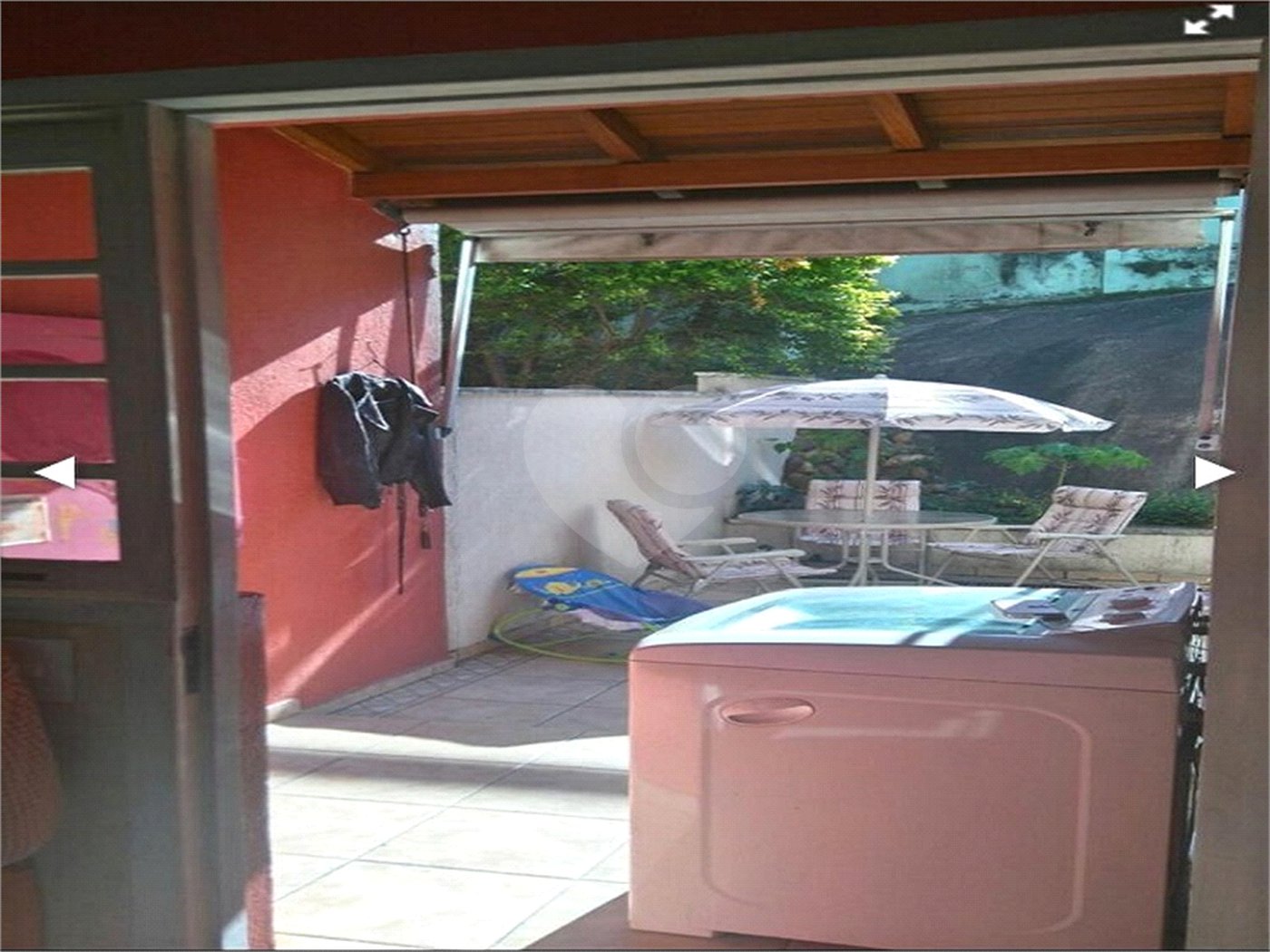 Condomínio à venda com 3 quartos, sendo 1 suíte,  em Horto Florestal, São Paulo, SP