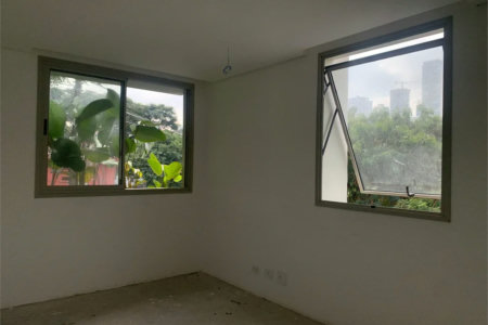 Apartamento à venda com 2 suítes em Vila Madalena, São Paulo, SP