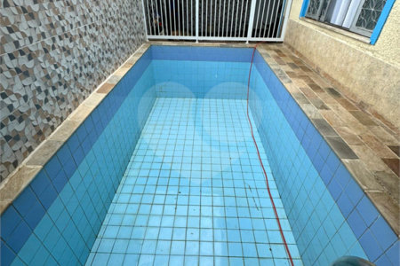 Casa à venda com 3 quartos em Santíssimo, Rio de Janeiro, RJ