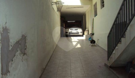 Sobrado à venda com 8 quartos em Vila Medeiros, São Paulo, SP
