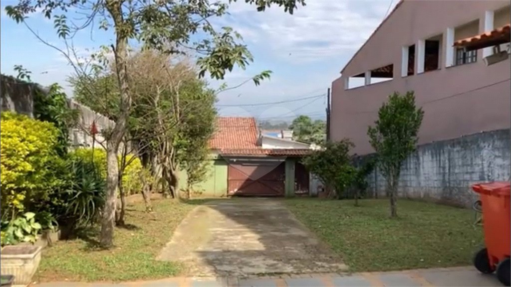 Casa Térrea à venda com 3 quartos, sendo 1 suíte, em Vila Pomar, Mogi das Cruzes, SP