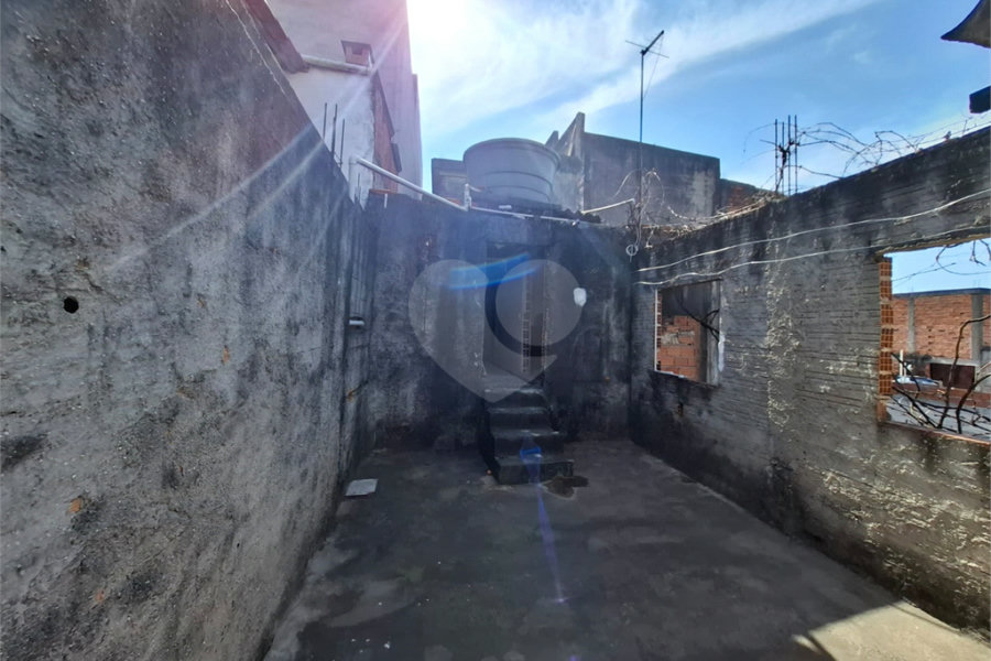 Sobrado à venda com 3 quartos, sendo 1 suíte, em Tremembé, São Paulo, SP