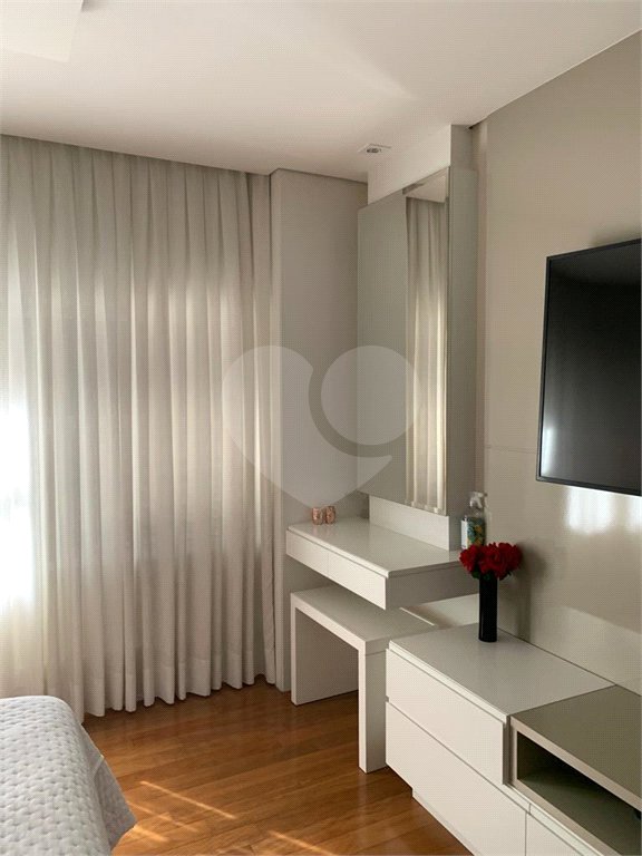 Apartamento à venda com 3 suítes em Vila Buarque, São Paulo, SP