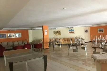 Casa à venda com 3 quartos, sendo 2 suítes, no condomínio Vila Borghese, São Paulo - SP