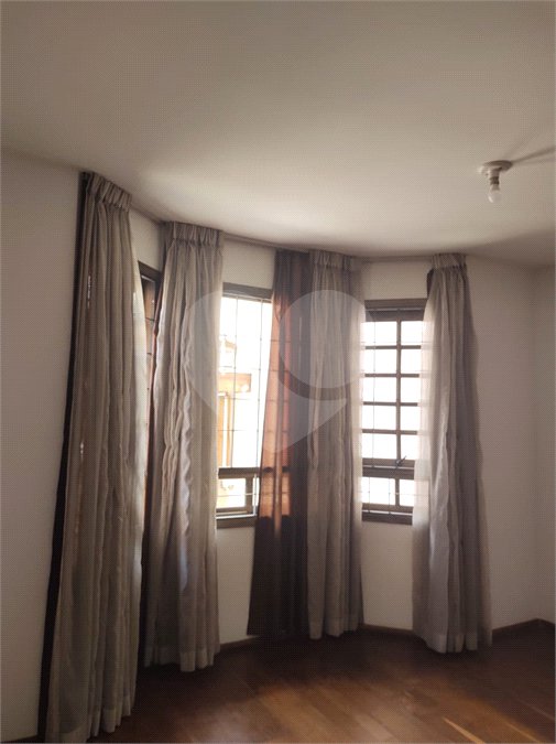 Sobrado à venda com 3 quartos, sendo 1 suíte, em Parque Ipê, São Paulo, SP