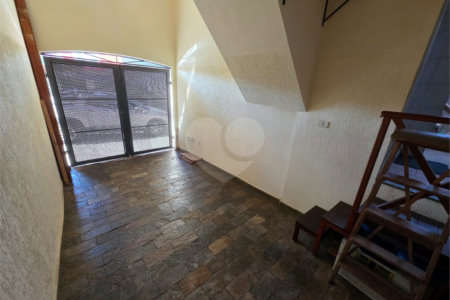 Sobrado 3 quartos 1 suíte centro