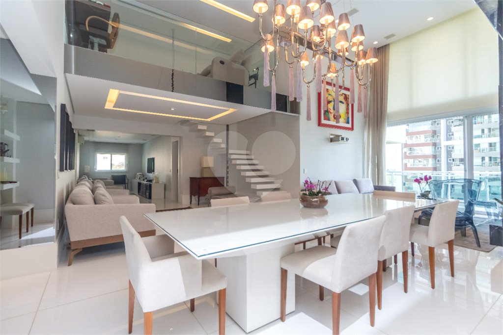 Apartamento à venda com 4 suítes em Campo Belo, São Paulo, SP