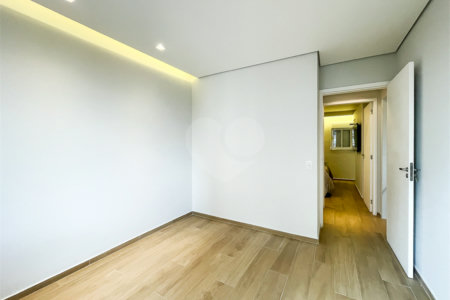 Apartamento à venda com 2 quartos, sendo 1 suíte, em Mirandópolis, São Paulo, SP