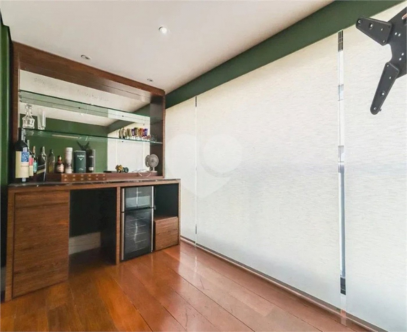Apartamento à venda com 3 quartos, sendo 2 suítes,  em Vila Progredior, São Paulo, SP